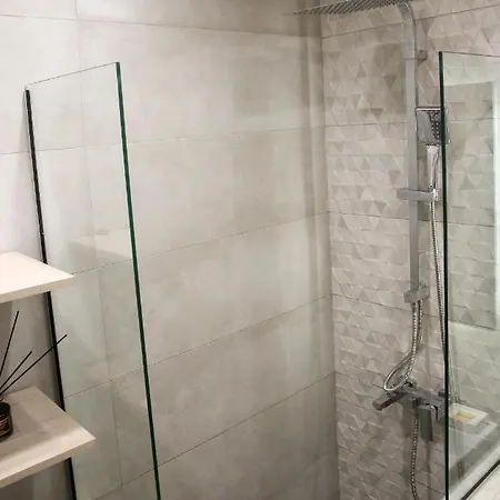 Msk Rotonda 3 アパート